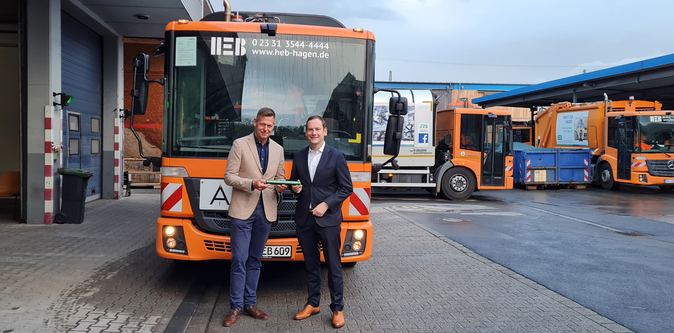 Geschäftsführer-Wechsel bei HEB und HUI - Auf dem Foto: links Sven Lindemann, rechts Markus Monßen-Wackerbeck