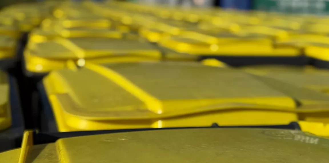 Mehrere Wertstofftonnen